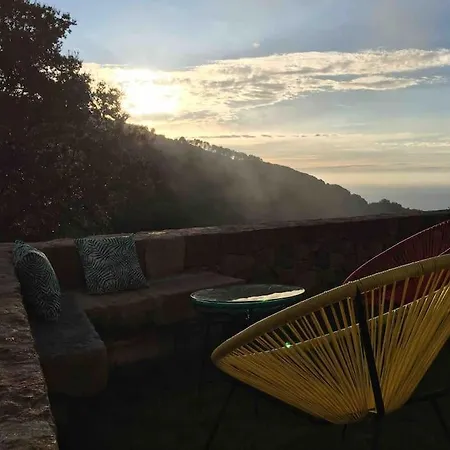 Studio Au Coeur De Piana Avec Jardin Vue Mer Vakantiehuis Piana (Corsica)